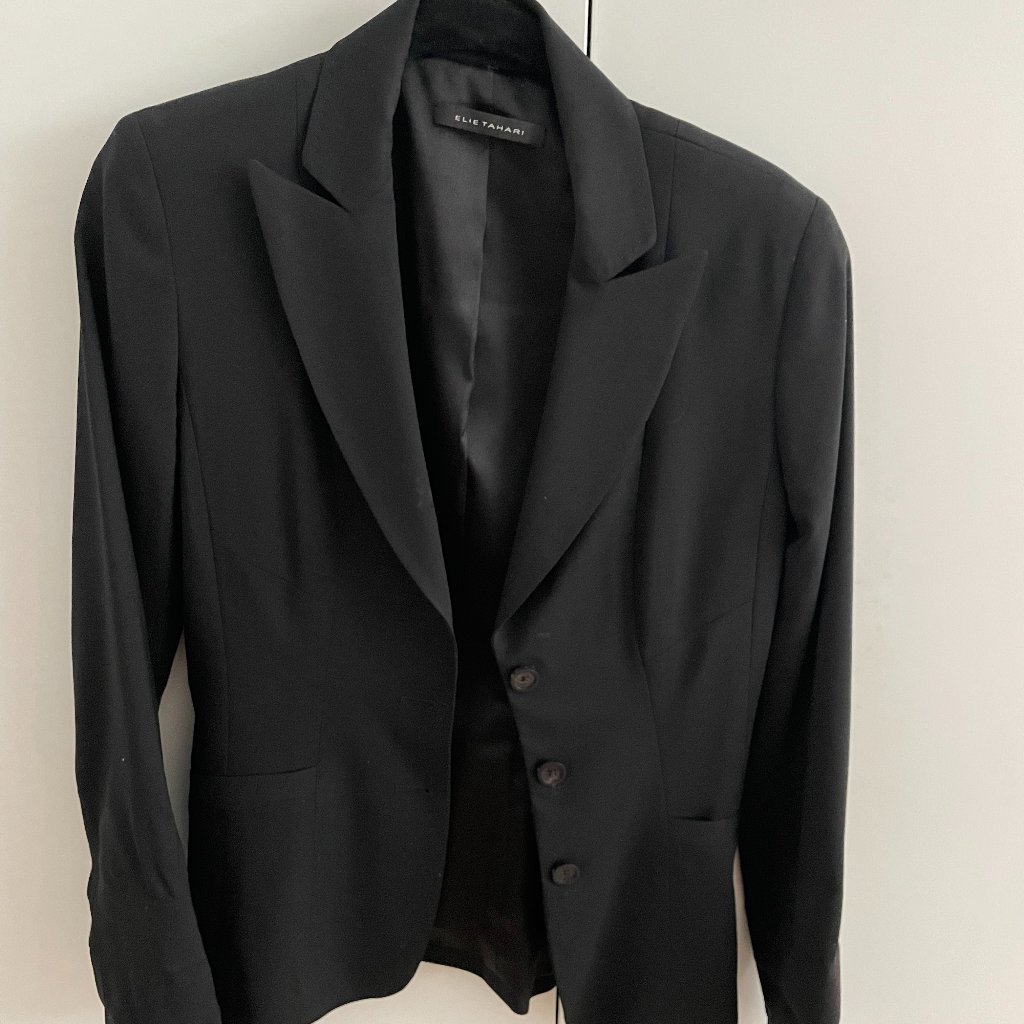 Elie Tahari Black Blazer Size 0